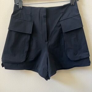 Lululemon Athletica Black Relaxed Cargo Short